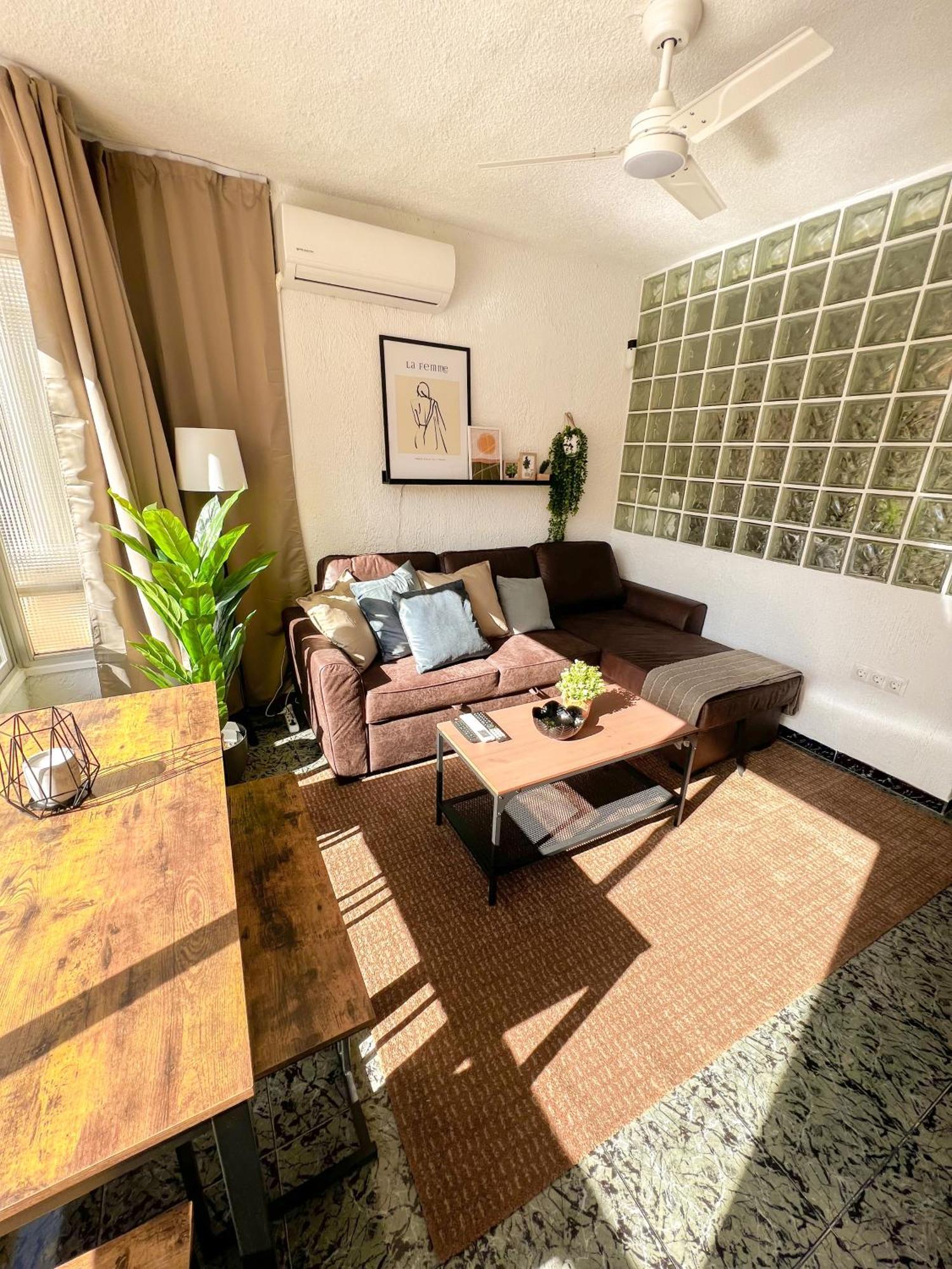 Апартаменты Cozy And Bright Flat With Pool Торремолинос Экстерьер фото