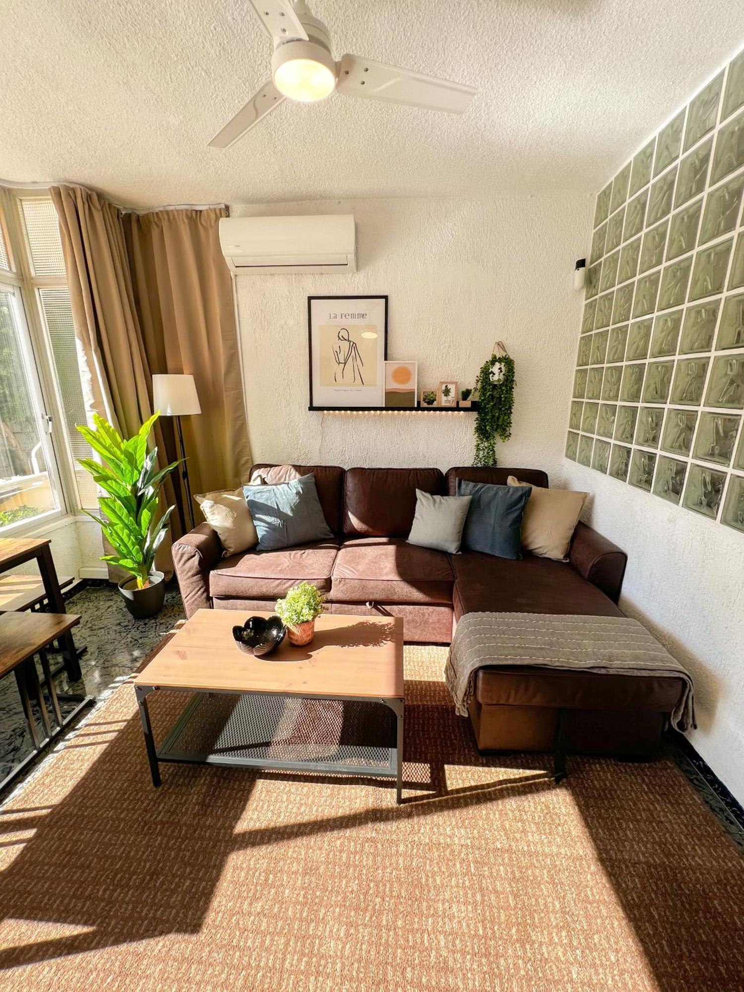 Апартаменты Cozy And Bright Flat With Pool Торремолинос Экстерьер фото